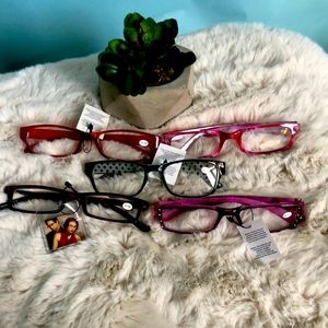 5 pairs of new assorted reading glasses 1.50 mag